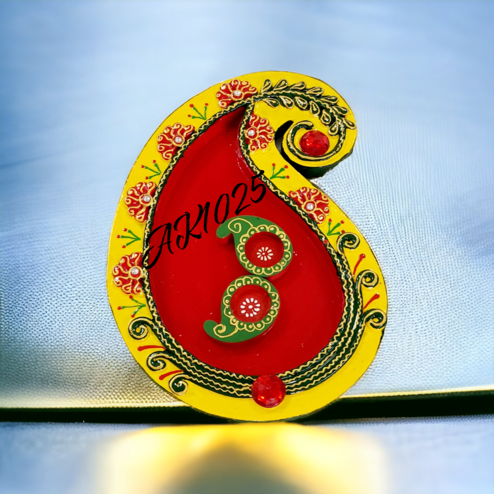 CARRY SHAPE POOJA THALI